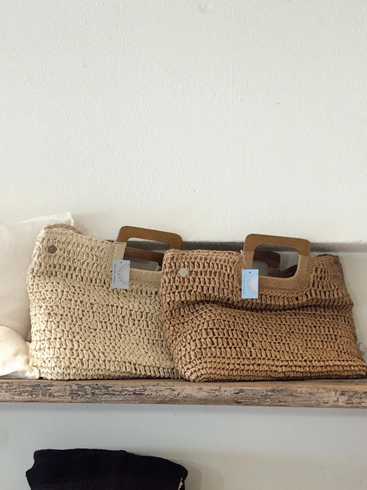 VACAY TIMBER HANDLE BAG - SAND