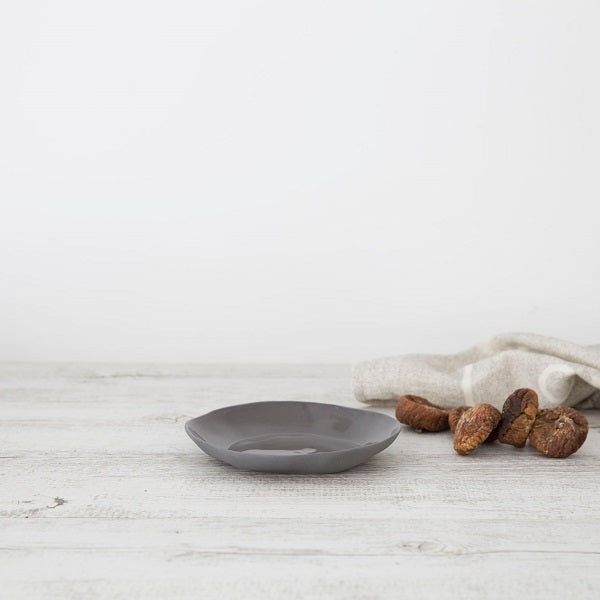 FLAX SIDE PLATE- CHARCOAL